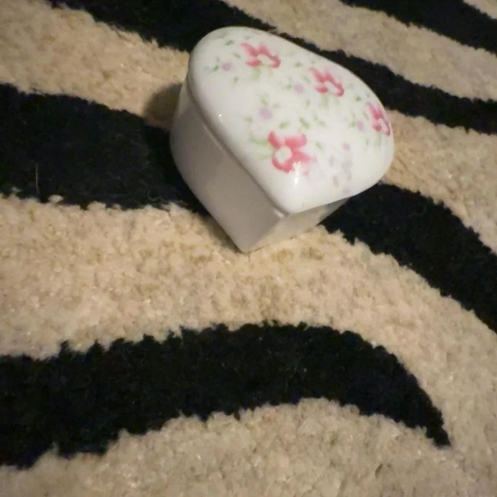 Vintage Heart Shaped Floral Porcelain Trinket Box | Jewelry Ring Keepsake Box